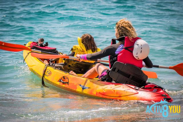 Kayaking en deportes acuaticos MAR